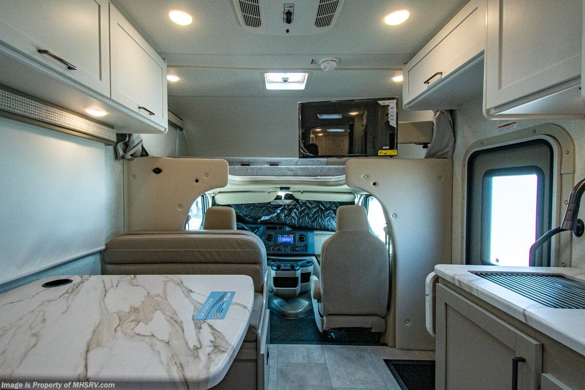 2026 Quantum LC21 by Thor Motor Coach from Motor Home Specialist in Alvarado, Texas