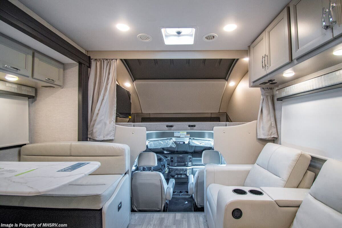 2026 Omni Trail R36 by Thor Motor Coach from Motor Home Specialist in Alvarado, Texas