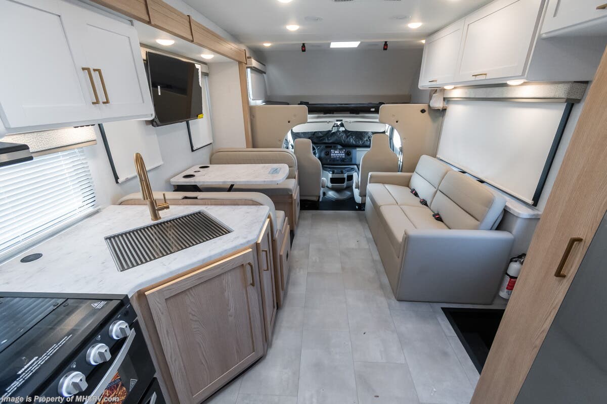 2026 Thor Motor Coach Chateau 31E - New Class C For Sale by Motor Home Specialist in Alvarado, Texas features Bunk Beds
