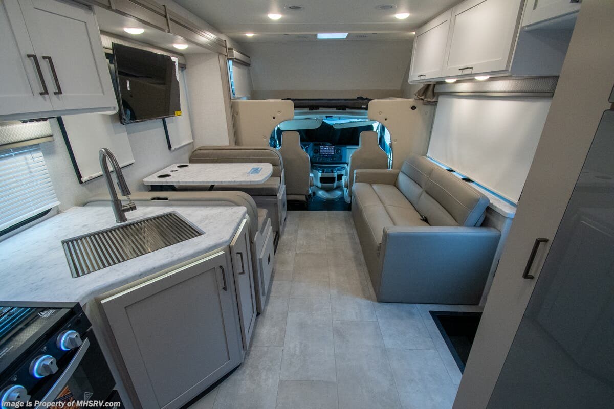 2026 Thor Motor Coach Chateau 31E - New Class C For Sale by Motor Home Specialist in Alvarado, Texas features Bunk Beds