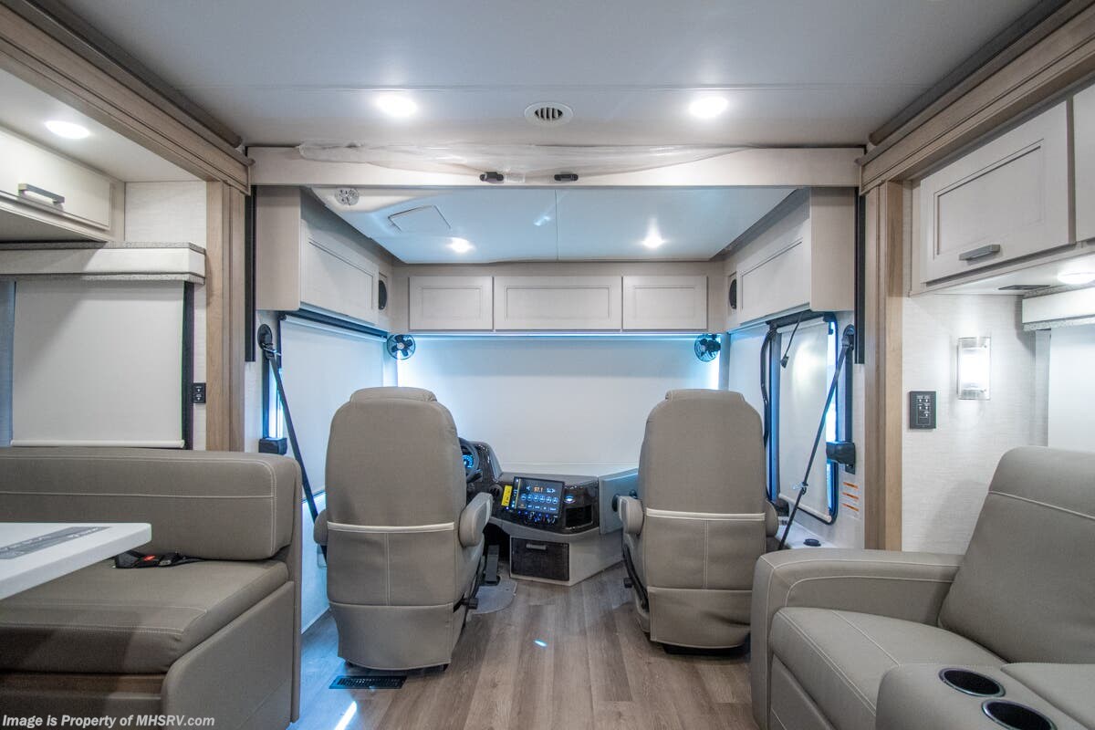 2026 Riviera 34SD by Thor Motor Coach from Motor Home Specialist in Alvarado, Texas