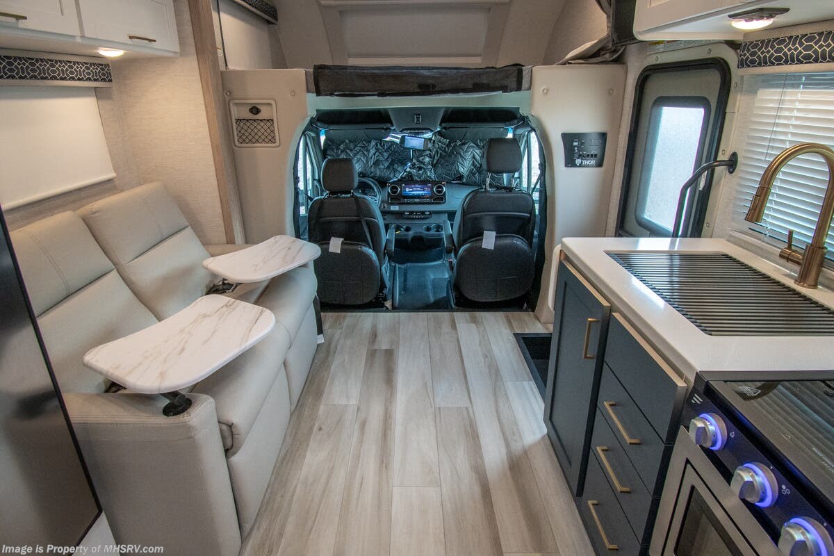 2026 Thor Motor Coach Quantum Sprinter GL24 - New Class C For Sale by Motor Home Specialist in Alvarado, Texas