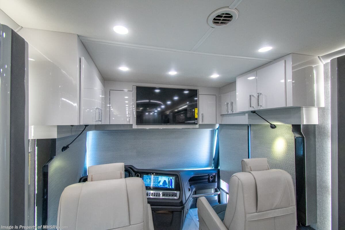 New 2026 American Coach American Eagle 45K available in Alvarado, Texas