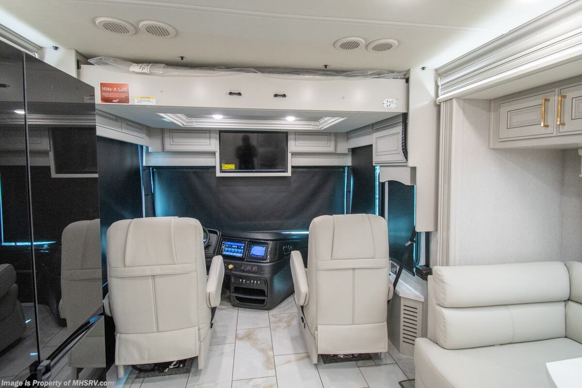 New 2026 Fleetwood Discovery LXE 40G available in Alvarado, Texas