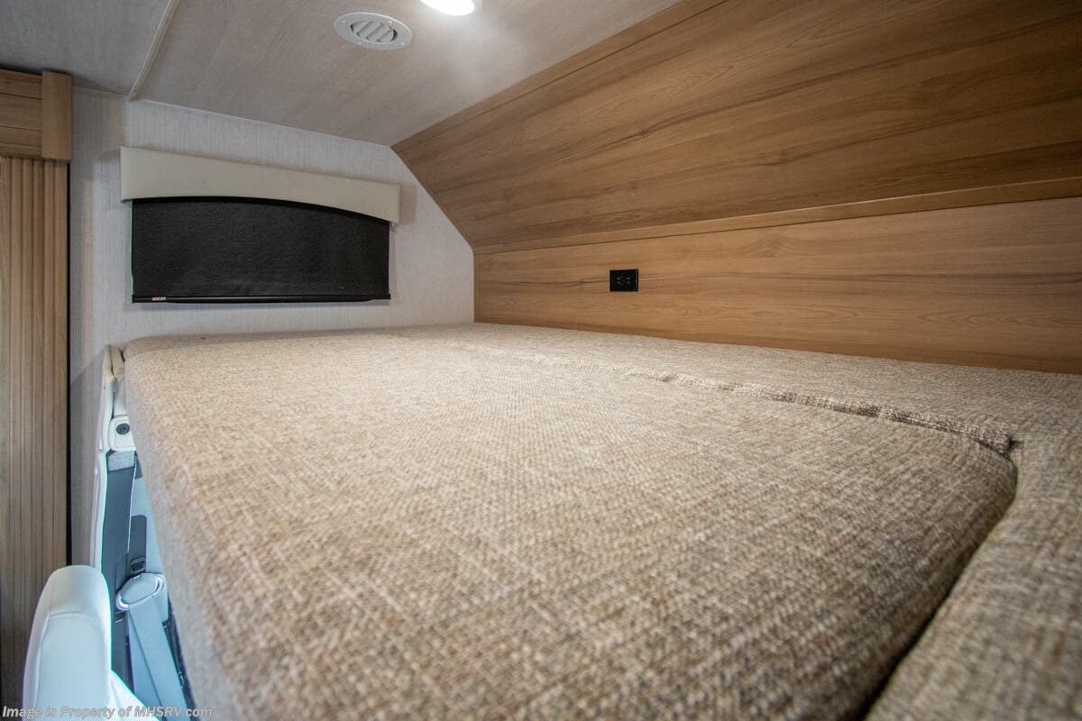 New 2026 Nexus Phantom 30P available in Alvarado, Texas