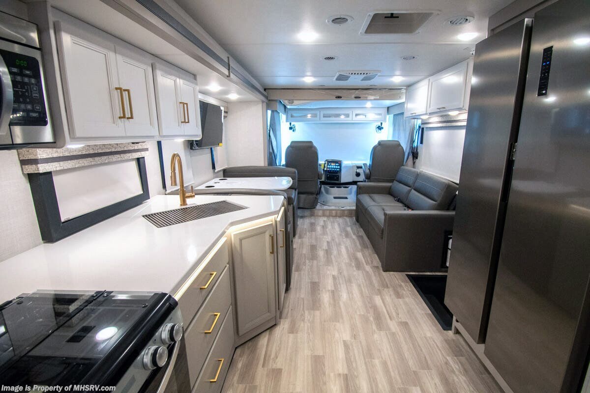 2026 Thor Motor Coach Windsport 35J - New Class A For Sale by Motor Home Specialist in Alvarado, Texas features Bunk Beds