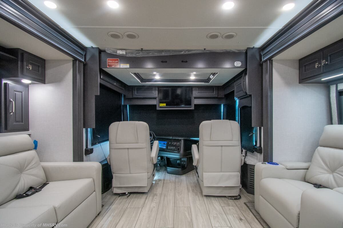 2026 Armada 44B by Holiday Rambler from Motor Home Specialist in Alvarado, Texas