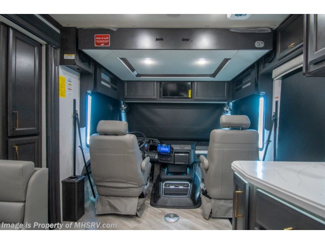 2026 Holiday Rambler Vacationer 33C #MHS43531 - For Sale in Alvarado, TX