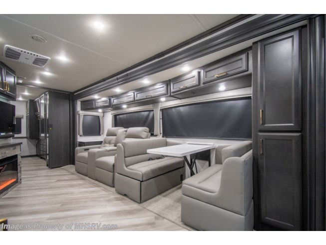 2026 Holiday Rambler Vacationer 33C #MHS43531 - For Sale in Alvarado, TX