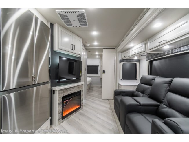 2026 Holiday Rambler Vacationer 33C #MHS43532 - For Sale in Alvarado, TX