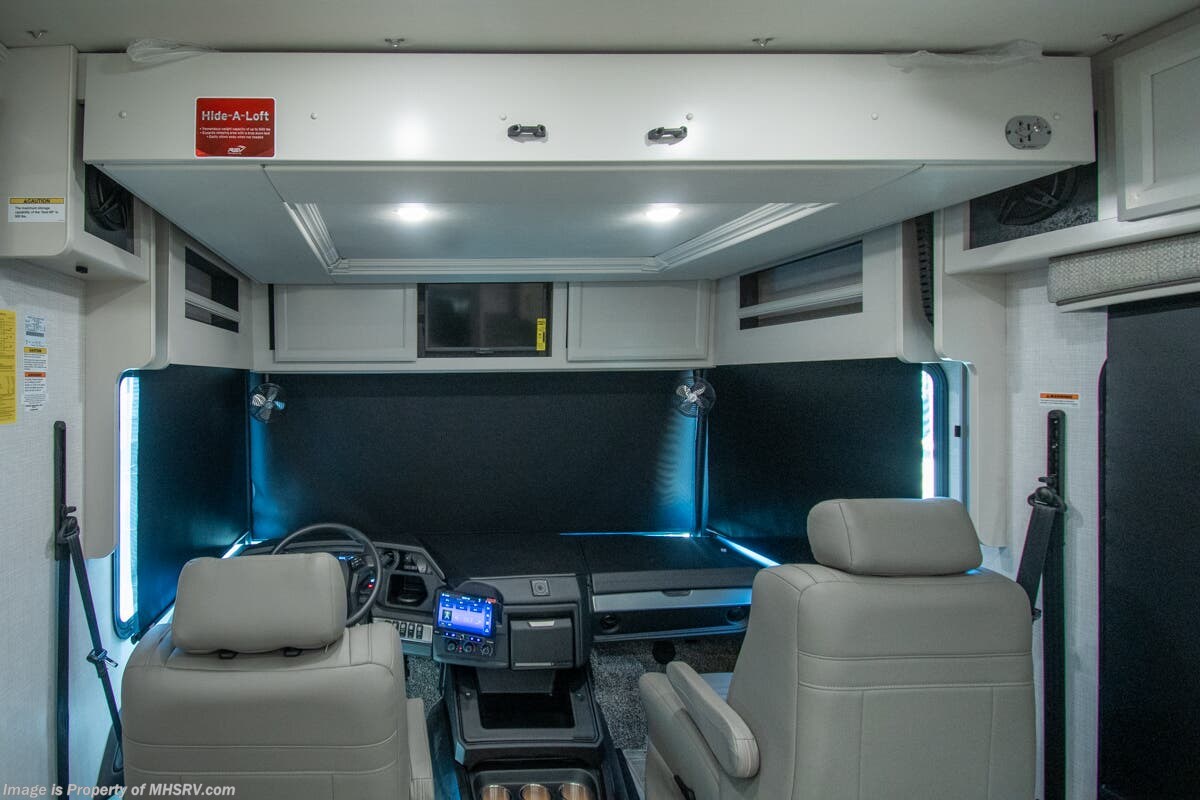 New 2026 Holiday Rambler Vacationer 35K available in Alvarado, Texas