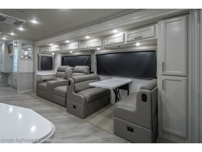 2026 Holiday Rambler Vacationer 35K #MHS43534 - For Sale in Alvarado, TX
