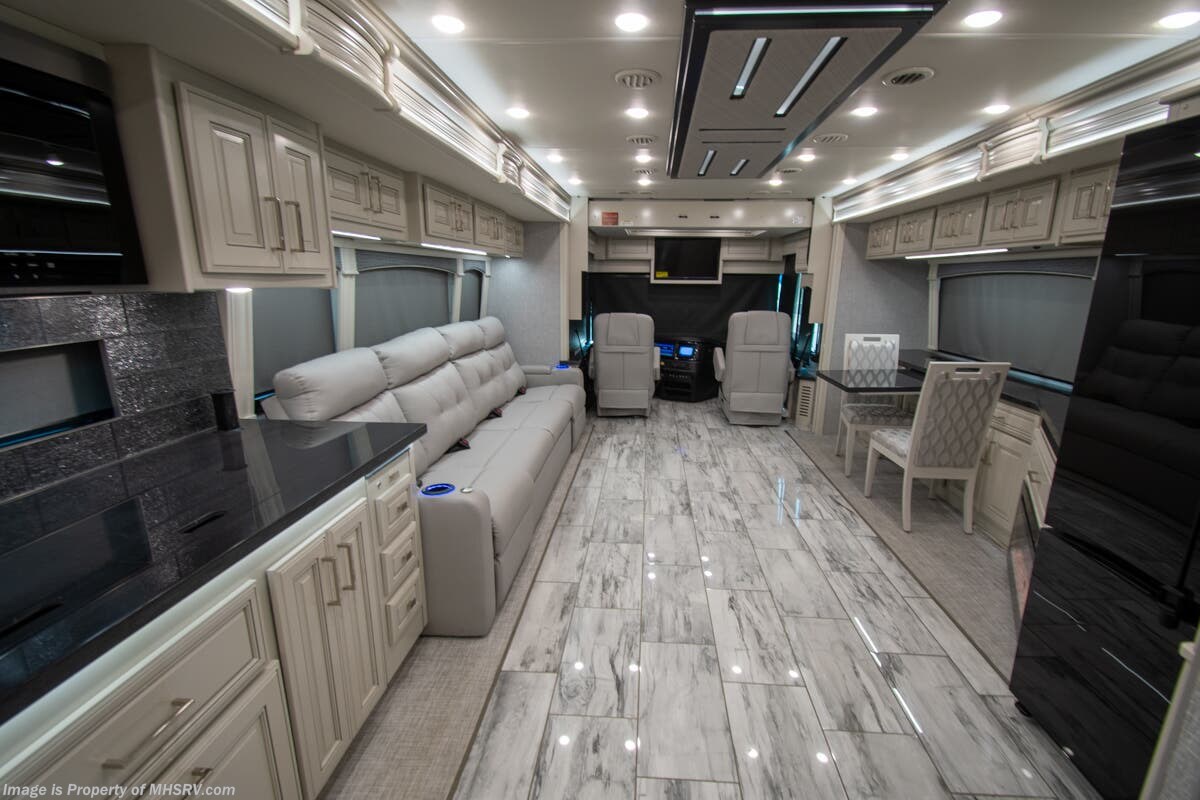 2026 Fleetwood Discovery LXE 44S - New Diesel Pusher For Sale by Motor Home Specialist in Alvarado, Texas features Bath & 1/2