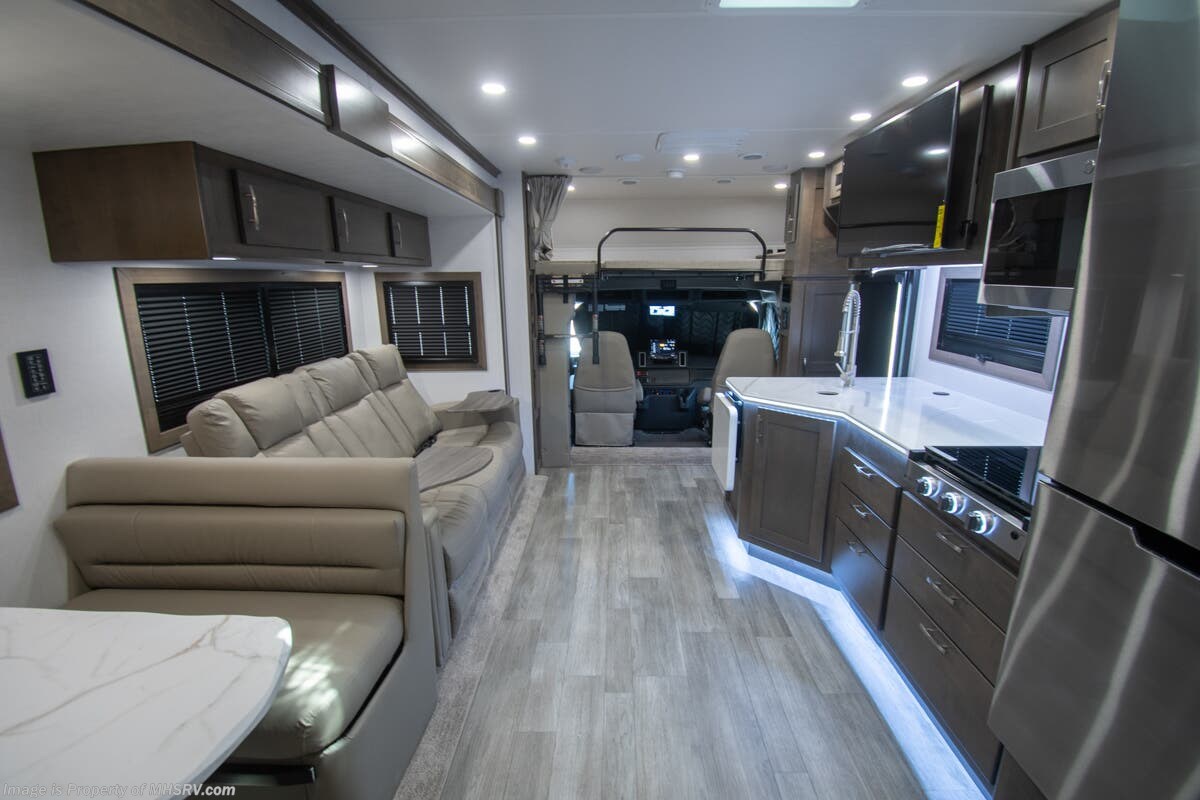 2026 Dynamax Corp Europa 34SS #MHS43266 - For Sale in Alvarado, TX