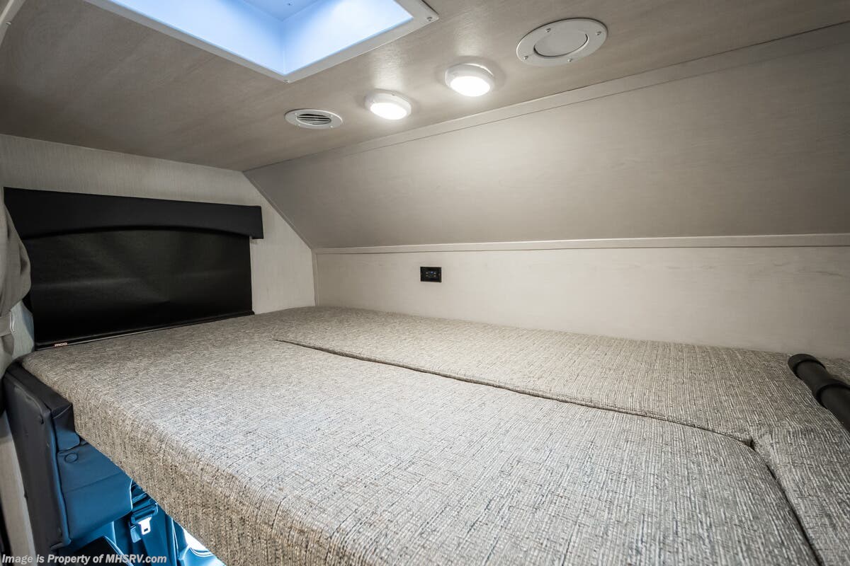 New 2026 Nexus Wraith 34F available in Alvarado, Texas