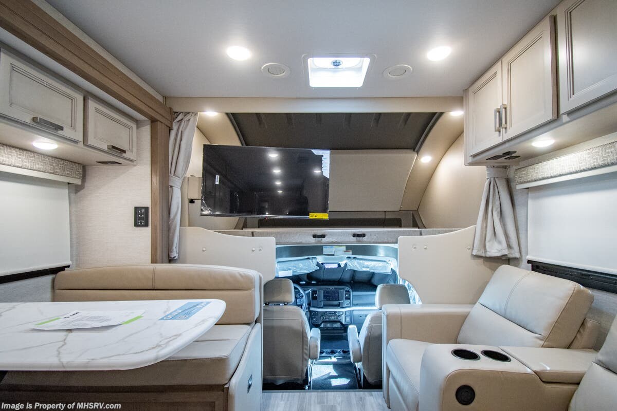 2026 Omni Trail L35 by Thor Motor Coach from Motor Home Specialist in Alvarado, Texas