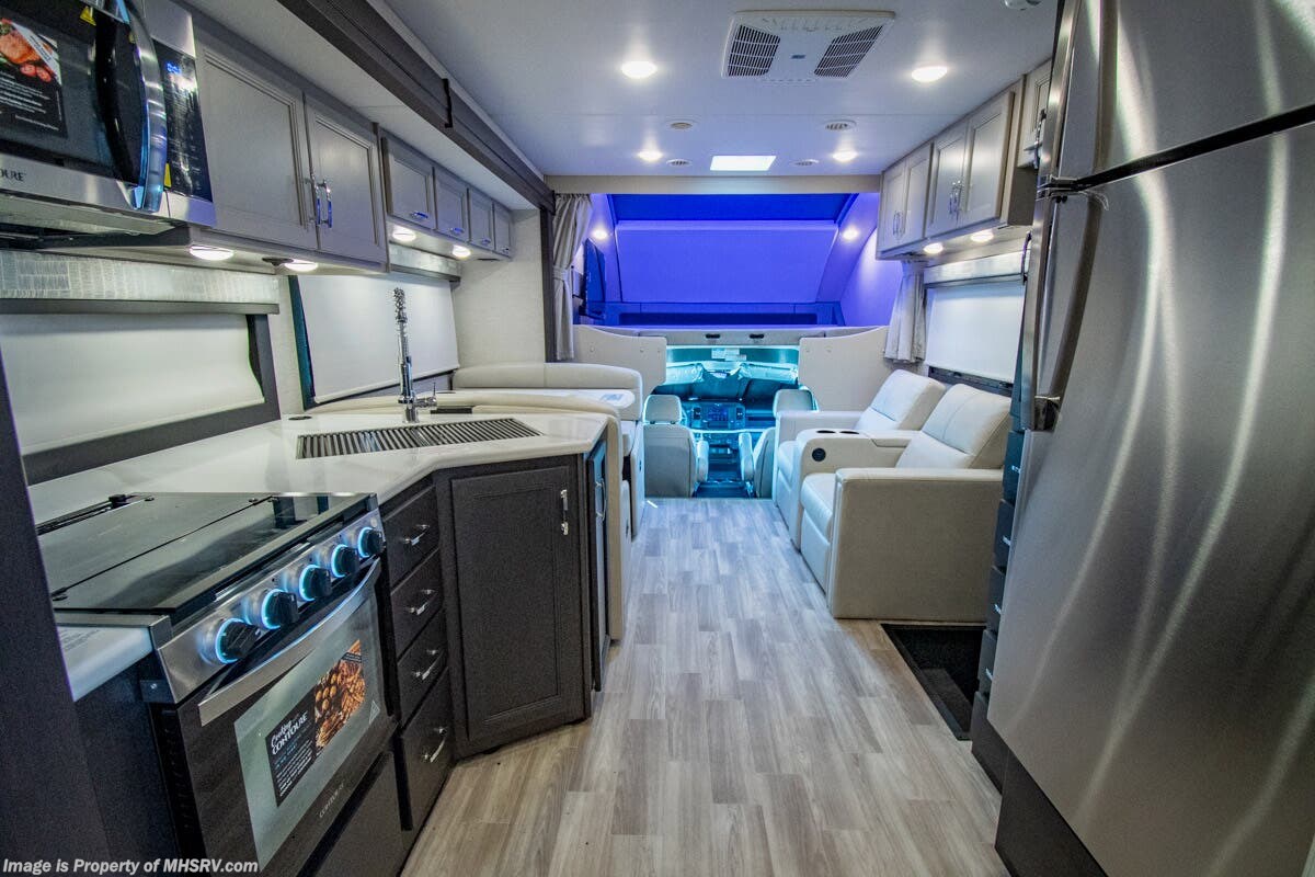 2026 Thor Motor Coach Omni Trail R36 - New Class C For Sale by Motor Home Specialist in Alvarado, Texas features Theater Seating