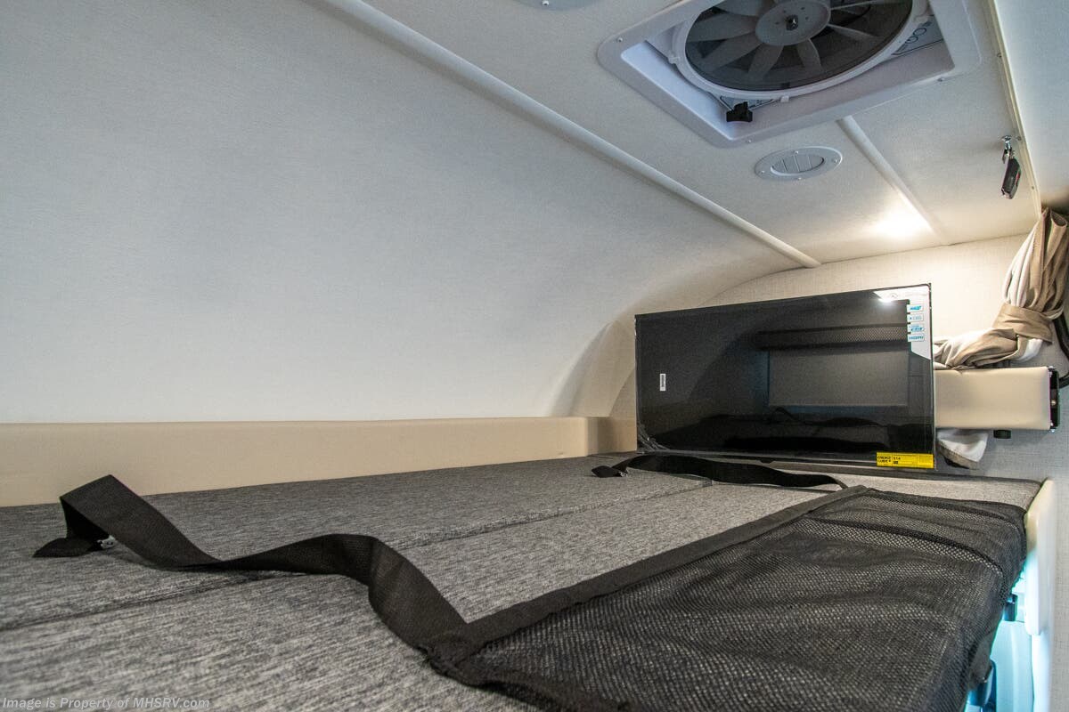 New 2026 Thor Motor Coach Outlaw 29T available in Alvarado, Texas