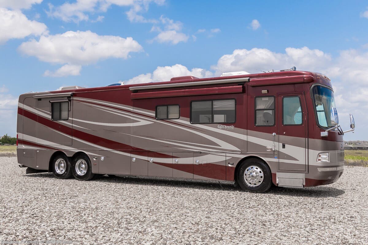 2007 Monaco RV Dynasty Diamond RV W/ 10KW Diesel Gen., Ext. Entertainment, King Bed, Stack. W/D &amp; More