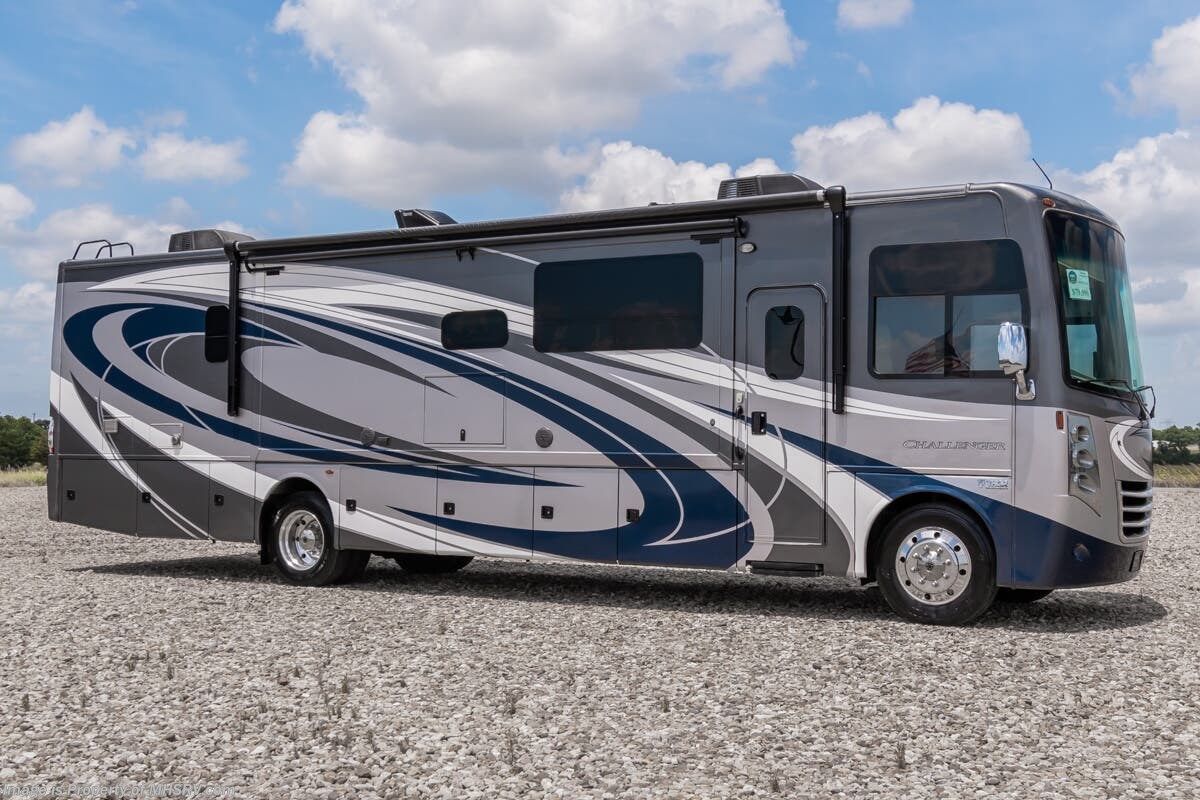 2017 Thor Motor Coach Challenger 37YT RV W/ OH Loft, King Bed, Auto ...