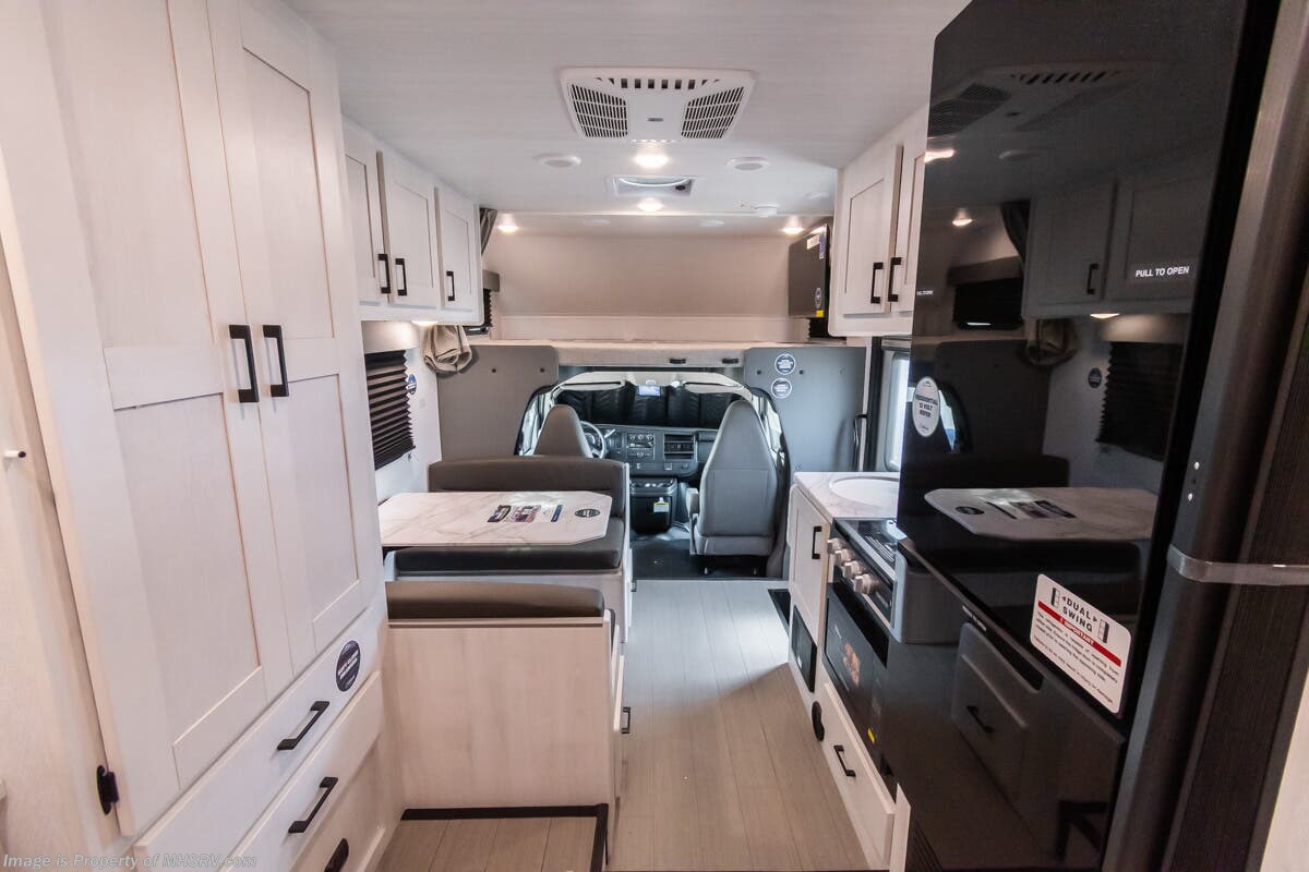 2026 East to West Entrada 210NS - New Class C For Sale by Motor Home Specialist in Alvarado, Texas