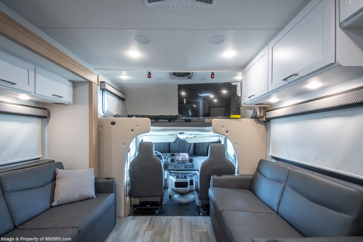 New 2026 Thor Motor Coach Outlaw 29J available in Alvarado, Texas