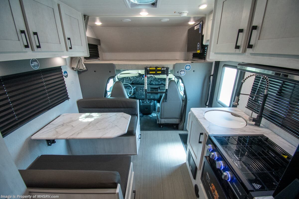 2026 East to West Entrada 210NS - New Class C For Sale by Motor Home Specialist in Alvarado, Texas