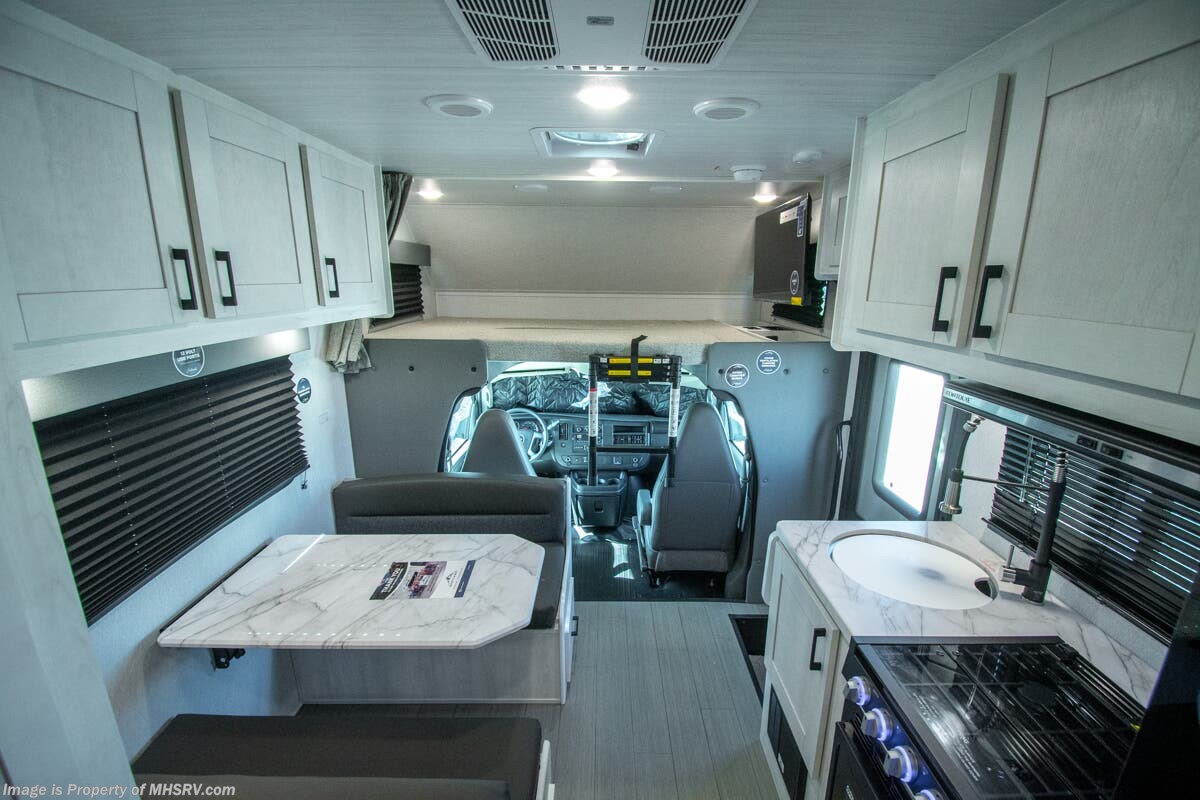 2026 East to West Entrada 210NS - New Class C For Sale by Motor Home Specialist in Alvarado, Texas