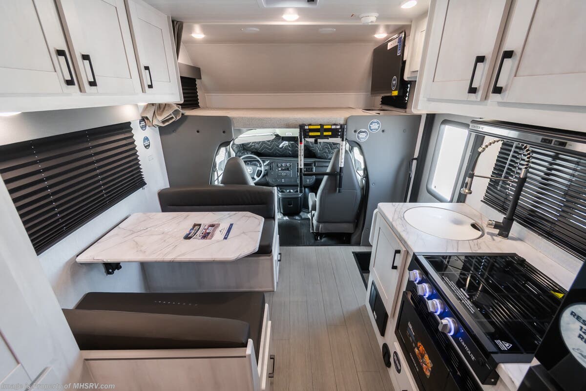 2026 East to West Entrada 210NS - New Class C For Sale by Motor Home Specialist in Alvarado, Texas