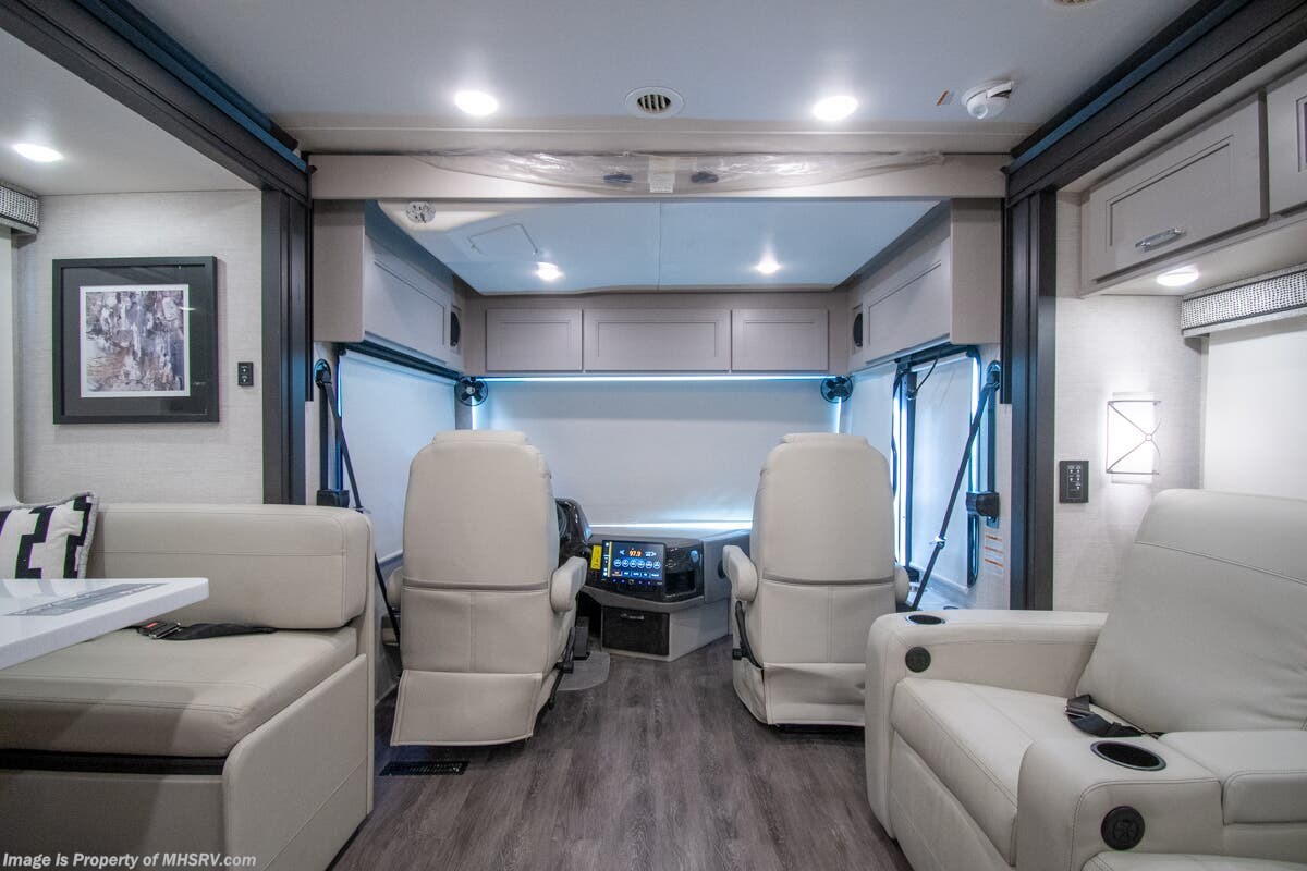 2026 Riviera 39BH by Thor Motor Coach from Motor Home Specialist in Alvarado, Texas