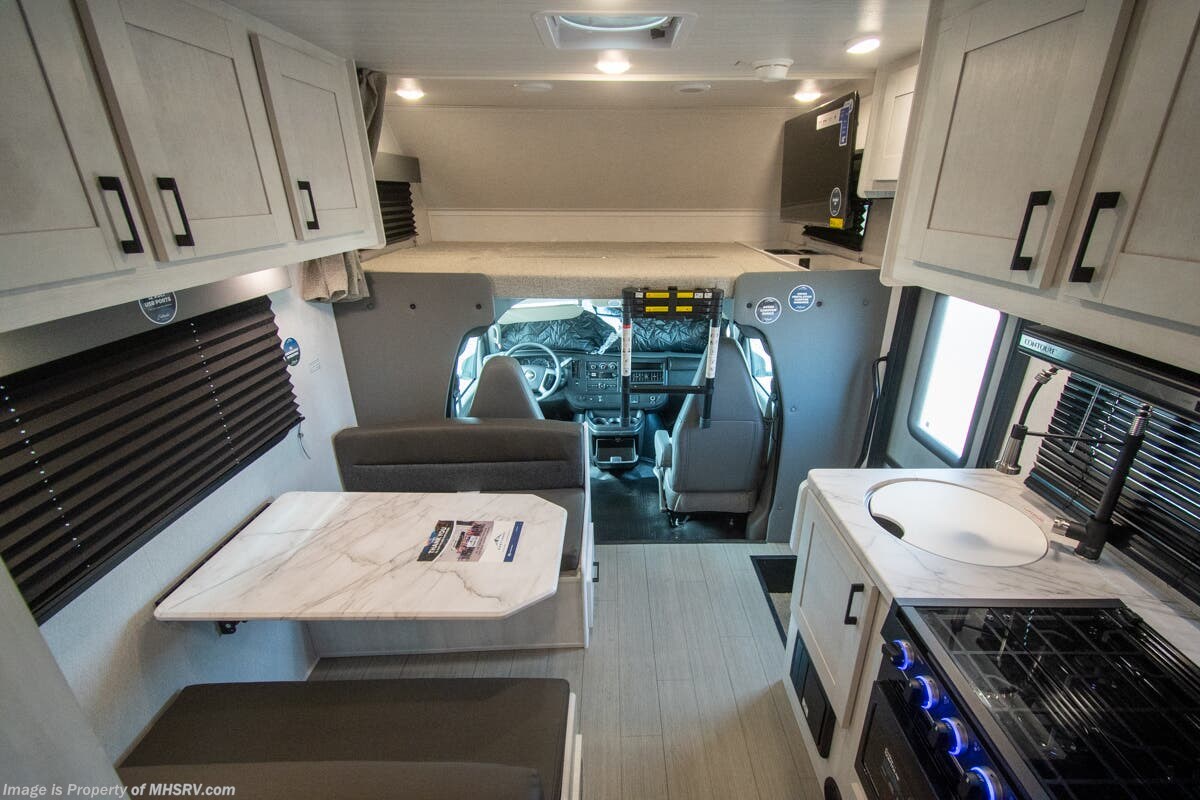 2026 East to West Entrada 210NS - New Class C For Sale by Motor Home Specialist in Alvarado, Texas