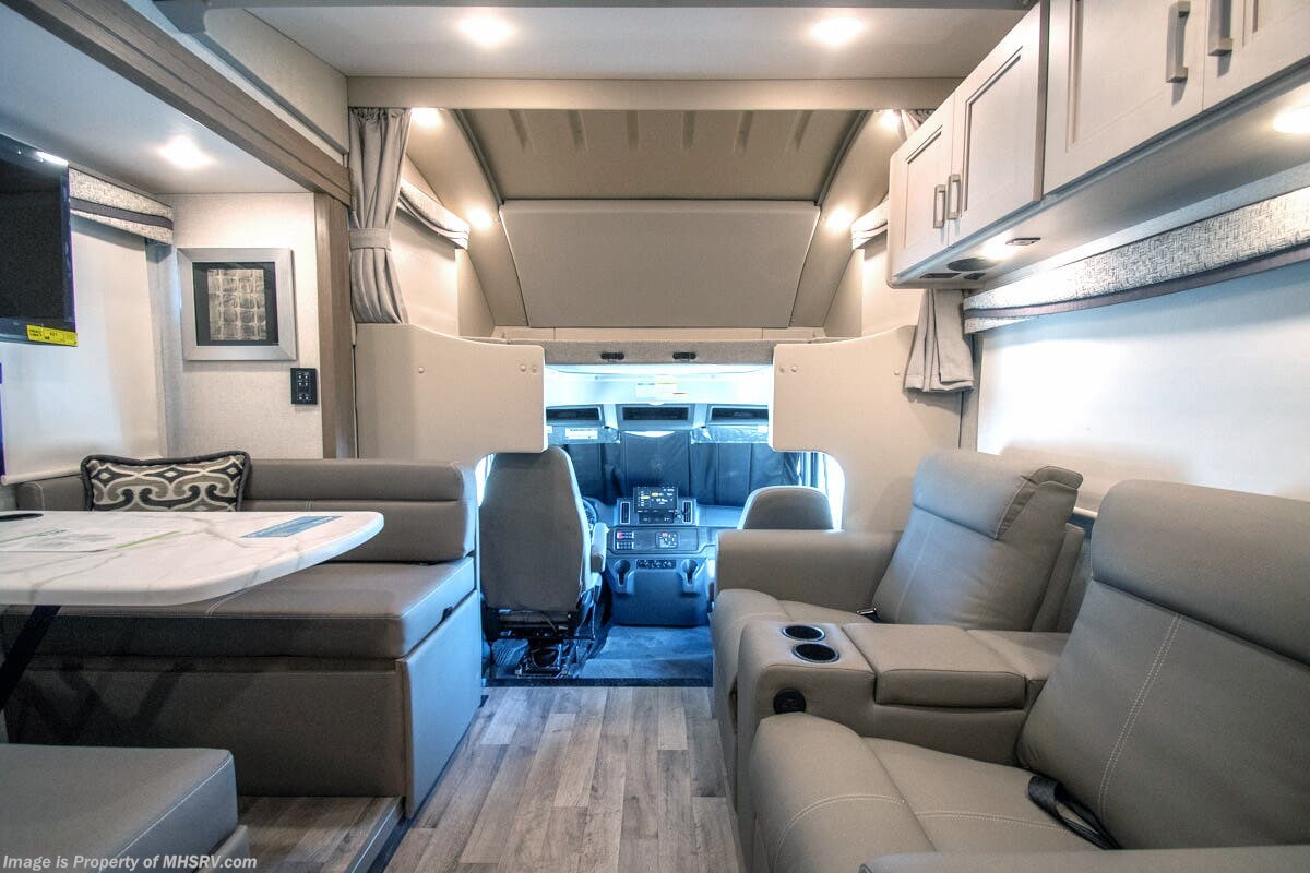 2026 Pasadena 34XG by Thor Motor Coach from Motor Home Specialist in Alvarado, Texas
