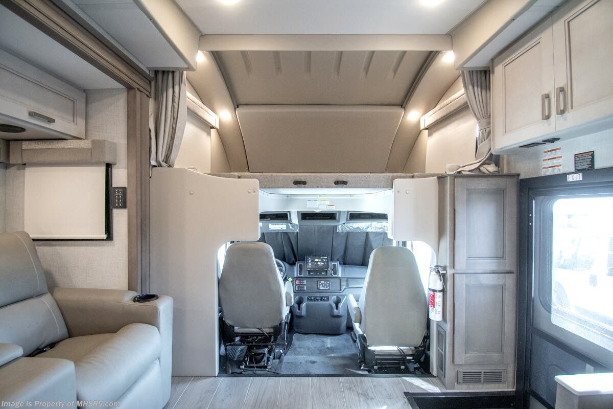 2026 Inception HD 38DX by Thor Motor Coach from Motor Home Specialist in Alvarado, Texas