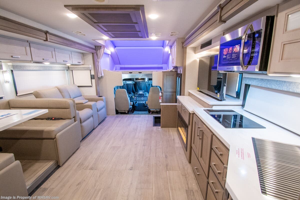2026 Thor Motor Coach Pasadena SV 38DX - New Class C For Sale by Motor Home Specialist in Alvarado, Texas features Theater Seating, Bath & 1/2