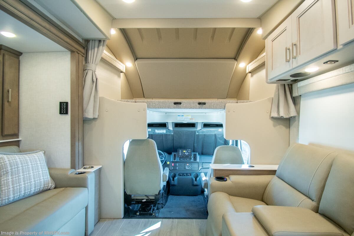 2026 Inception HD 38FX by Thor Motor Coach from Motor Home Specialist in Alvarado, Texas