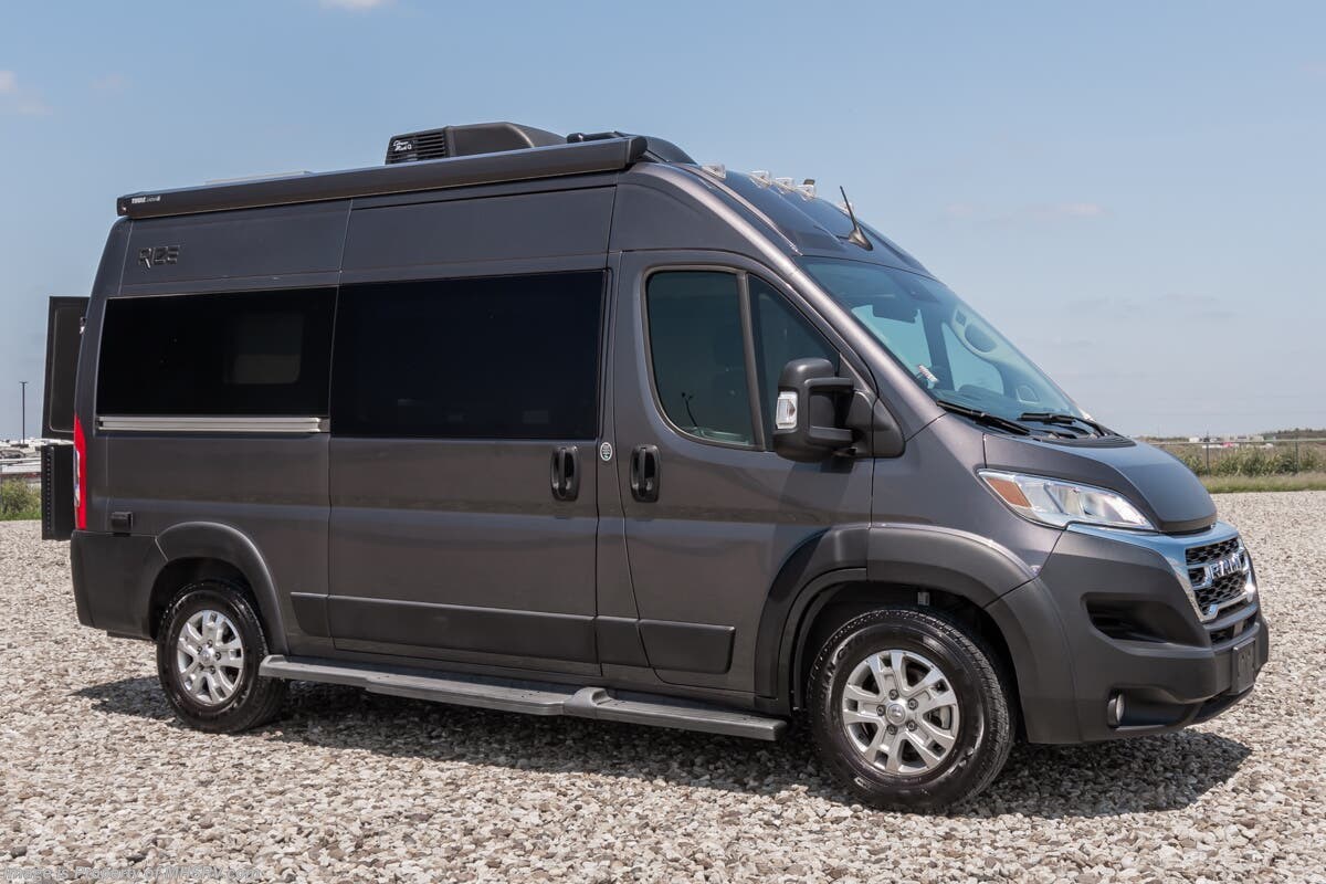 2024 Thor Motor Coach Rize 18M RV W/ Solar, Onan Gen., Truma Water ...