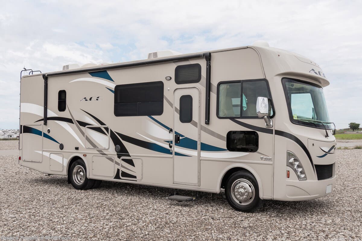 2017 Thor Motor Coach A.C.E. 29.3 RV W/ Ext. Kitchen, Auto Leveling, Sat. Dish, Oven &amp; More