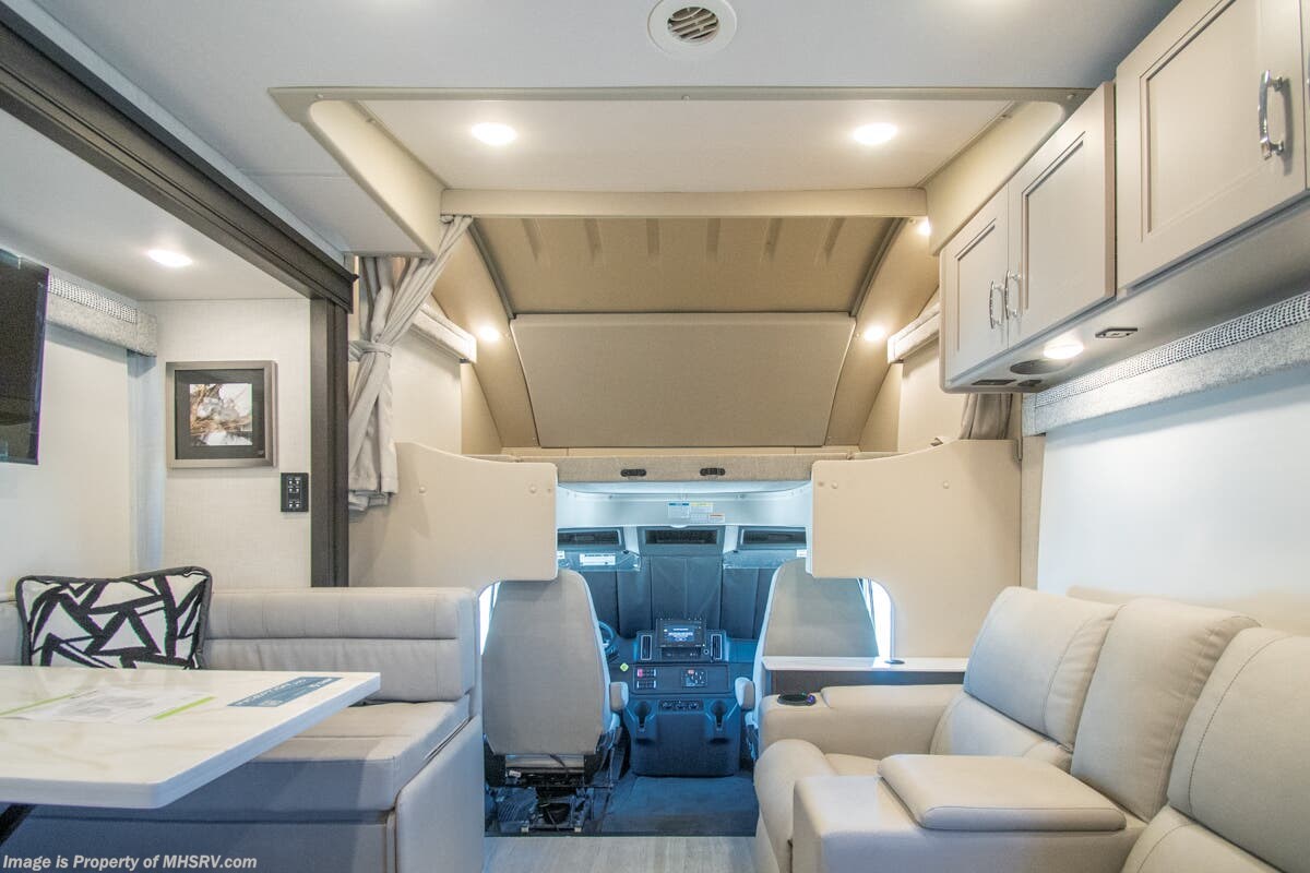 2026 Inception HD 34XG by Thor Motor Coach from Motor Home Specialist in Alvarado, Texas