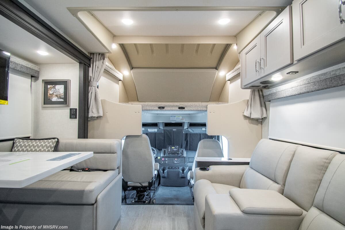2026 Pasadena SV 34XG by Thor Motor Coach from Motor Home Specialist in Alvarado, Texas