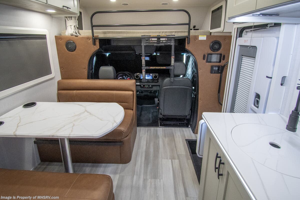 2026 Dynamax Corp Isata 3 Series 24TW - New Class C For Sale by Motor Home Specialist in Alvarado, Texas