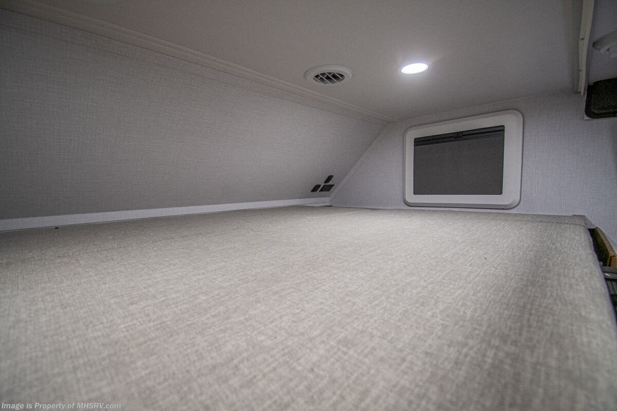 New 2026 Dynamax Corp Isata 3 Series 24TW available in Alvarado, Texas