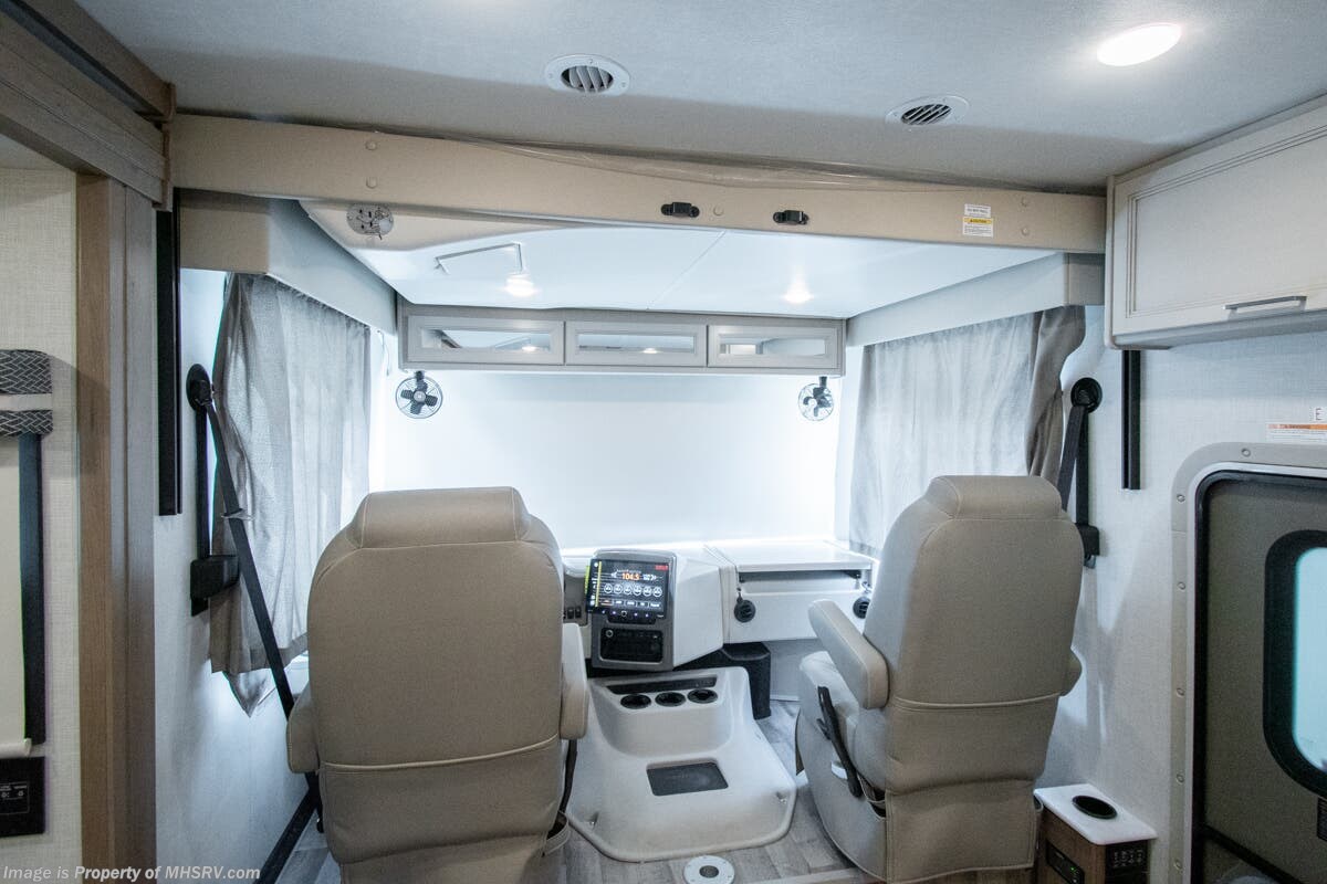 New 2026 Thor Motor Coach Hurricane 35R available in Alvarado, Texas