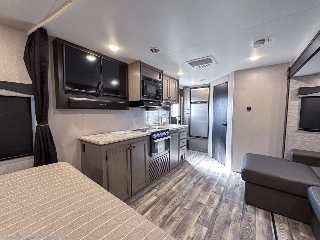 2022 Starcraft Super Lite 212FB Travel Trailer W/ Oven, 7 Foot Ceiling ...