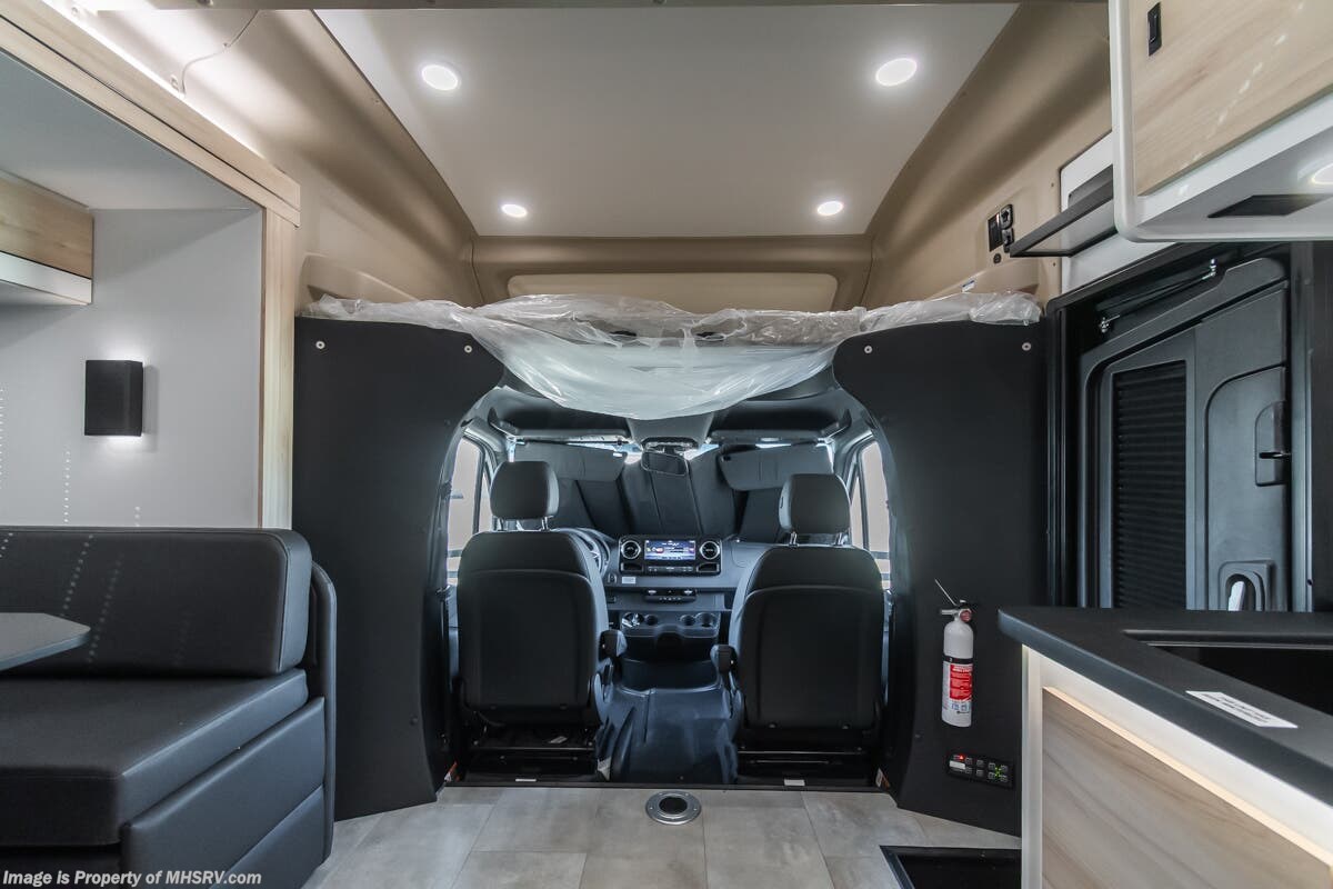 2026 Qwest 25R by Entegra Coach from Motor Home Specialist in Alvarado, Texas