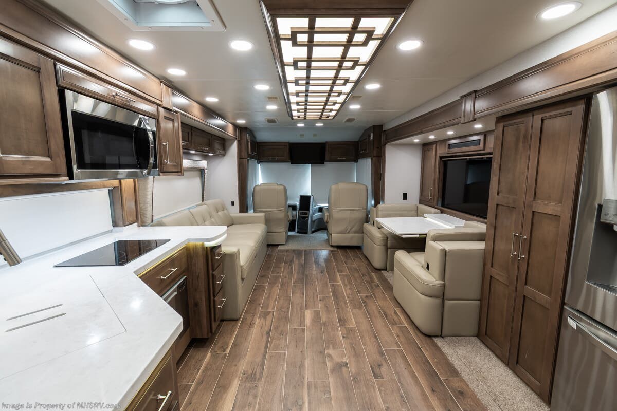 2024 Entegra Coach Aspire 44R - Used Diesel Pusher For Sale by Motor Home Specialist in Alvarado, Texas features Bath & 1/2, Bunk Beds