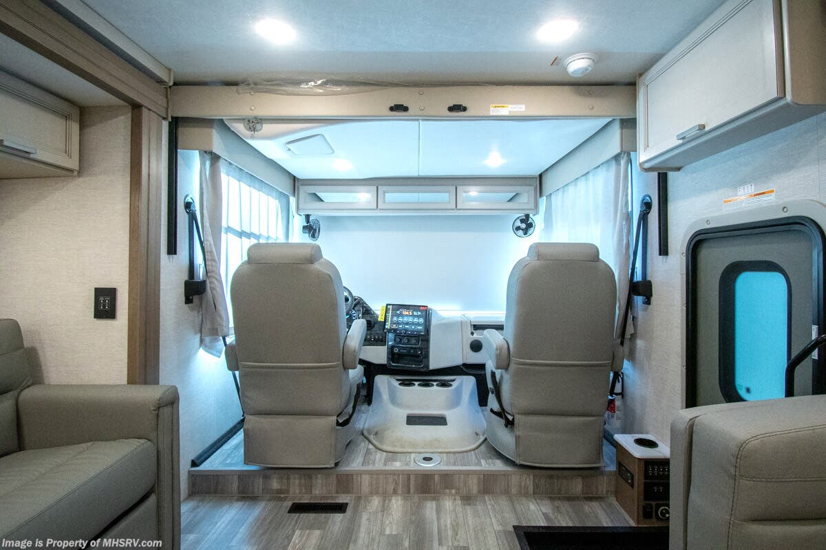 2026 Luminate HH36 by Thor Motor Coach from Motor Home Specialist in Alvarado, Texas