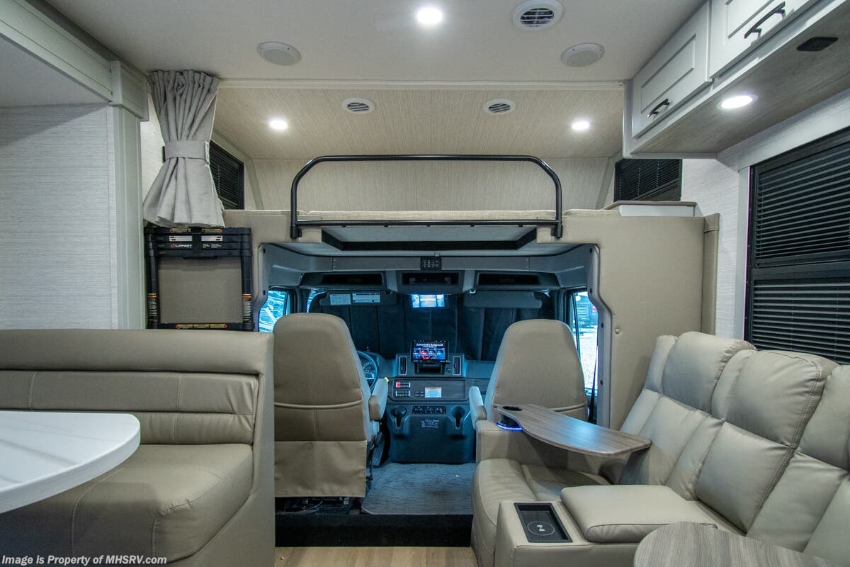 2026 DX3 32KD by Dynamax Corp from Motor Home Specialist in Alvarado, Texas