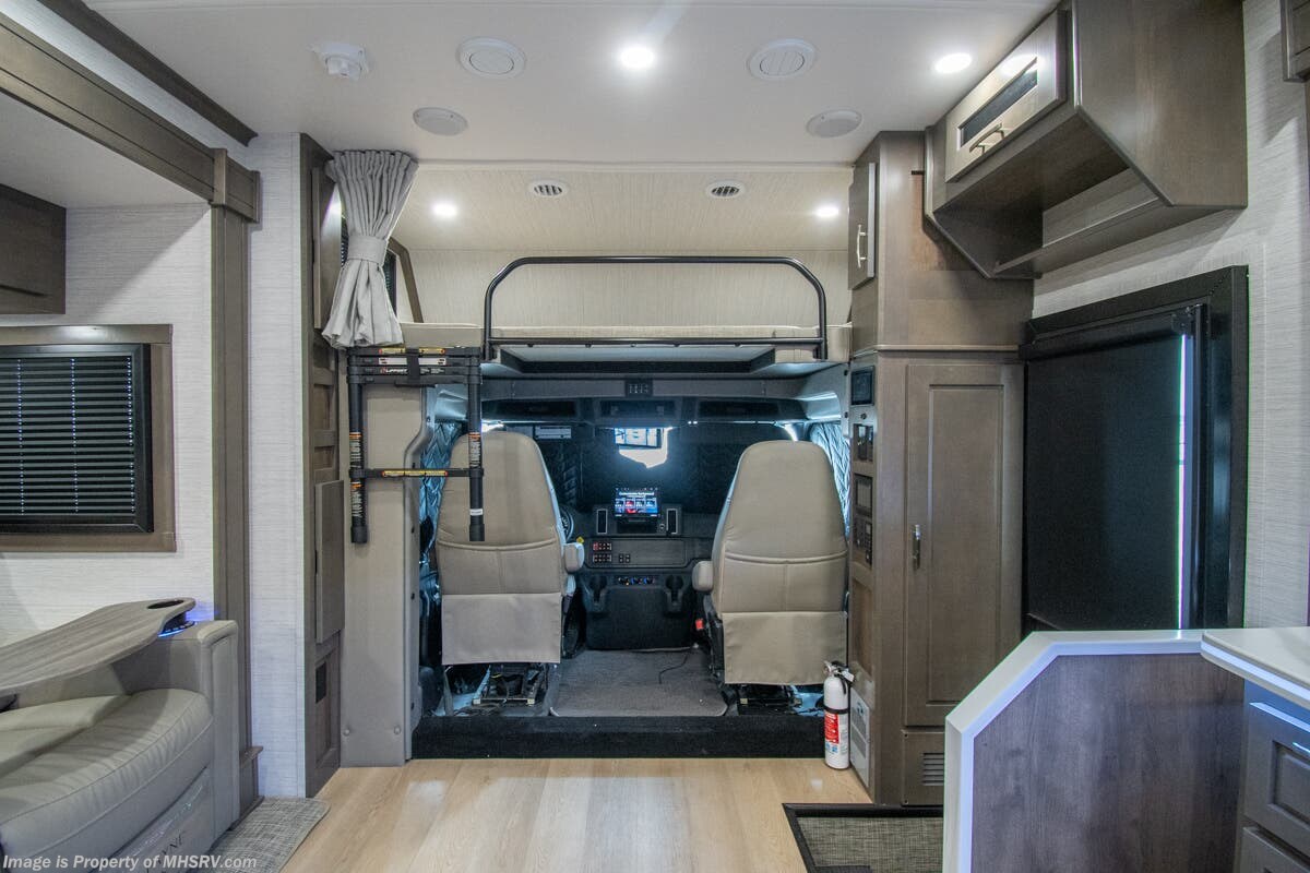2026 Dynaquest XL 3801TS by Dynamax Corp from Motor Home Specialist in Alvarado, Texas