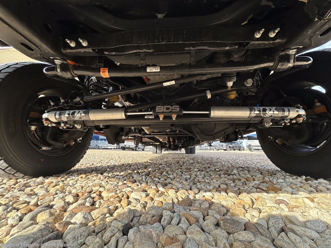 New 2026 Thor Motor Coach Omni Trail R36 available in Alvarado, Texas