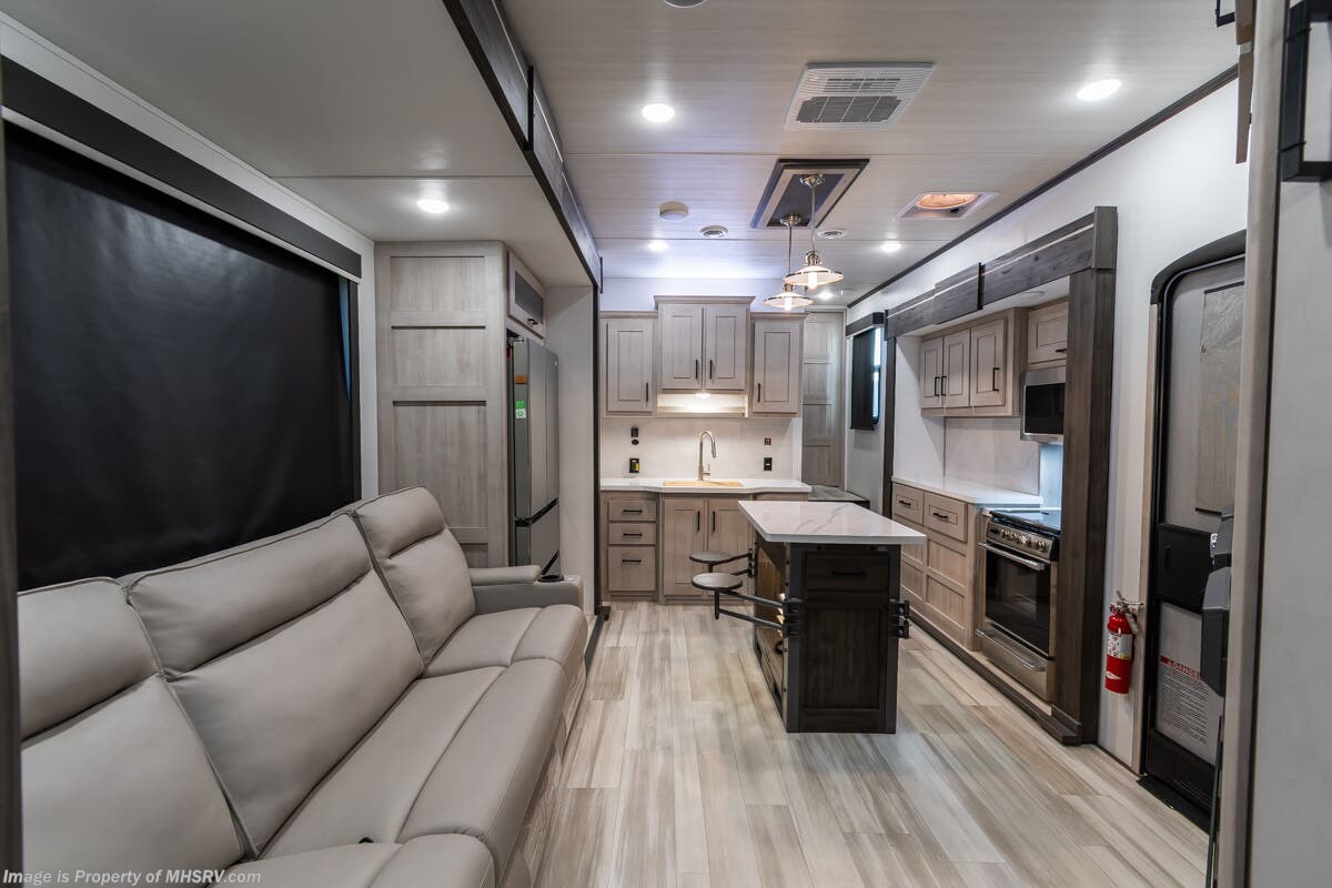 2024 Keystone Fuzion M427 - Used Toy Hauler For Sale by Motor Home Specialist in Alvarado, Texas features Theater Seating, Bath & 1/2